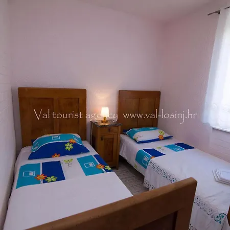 Schoene In شقة Veli Lošinj